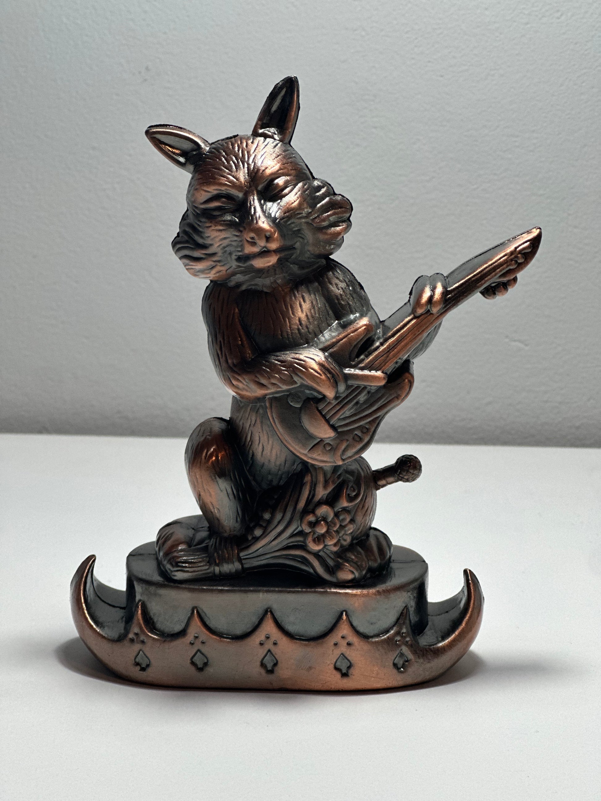 Unique Bronze Lighter Featuring a Fox Playing Guitar - Limited Edition - SimsonStore